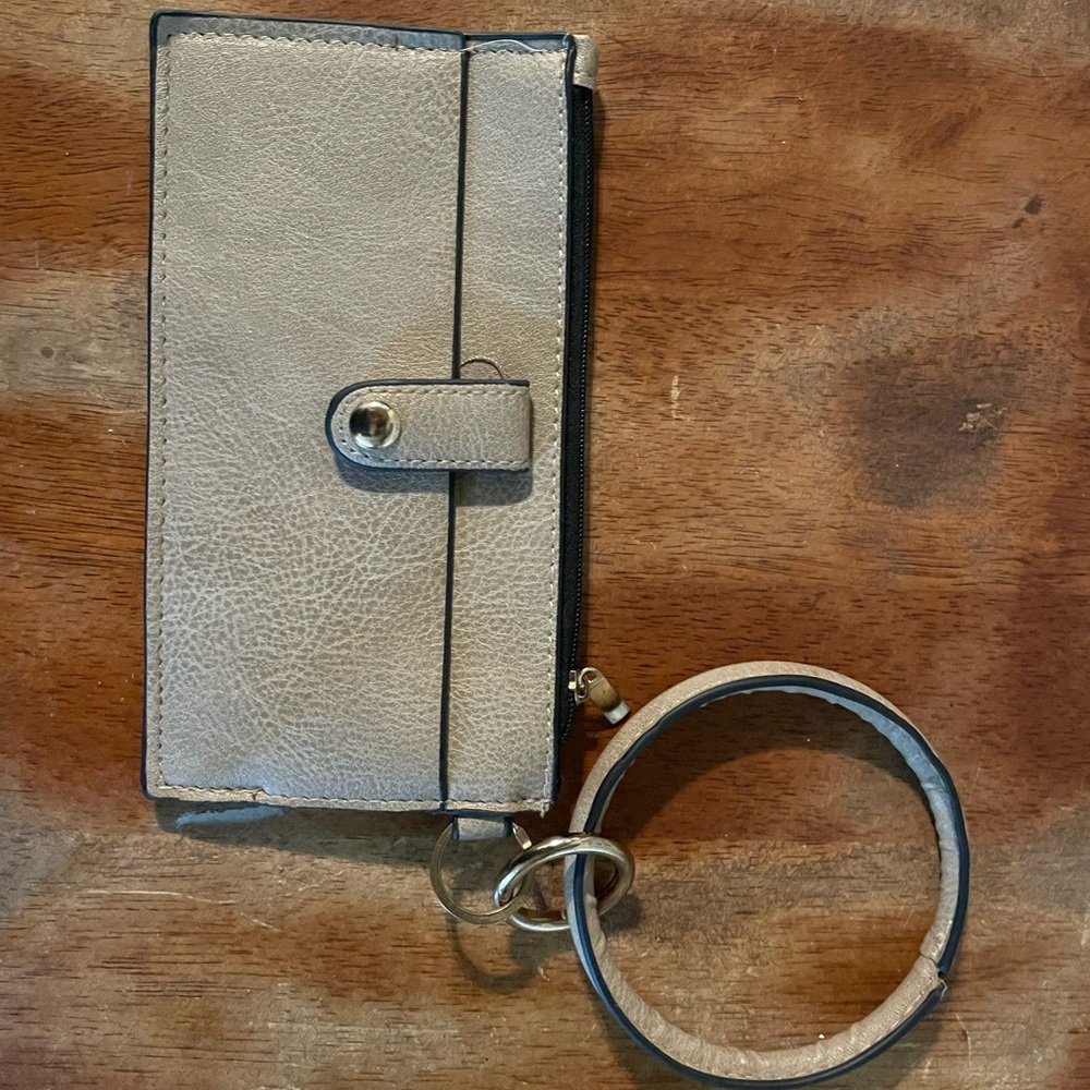 Wristlet Wallet w/ Keychain ring NEW
